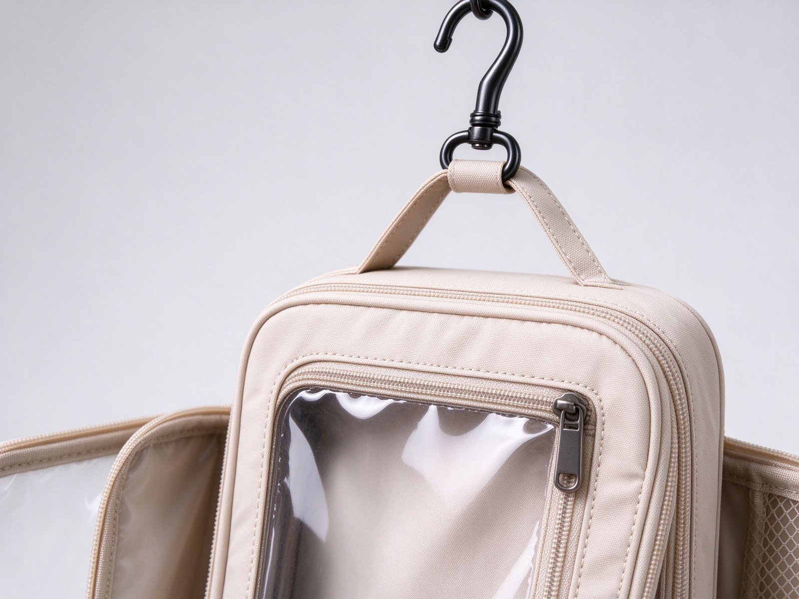 Hanging Makeup Organizer (travel)
